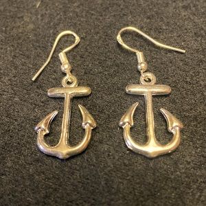 Lady’s Sterling Anchor Earrings